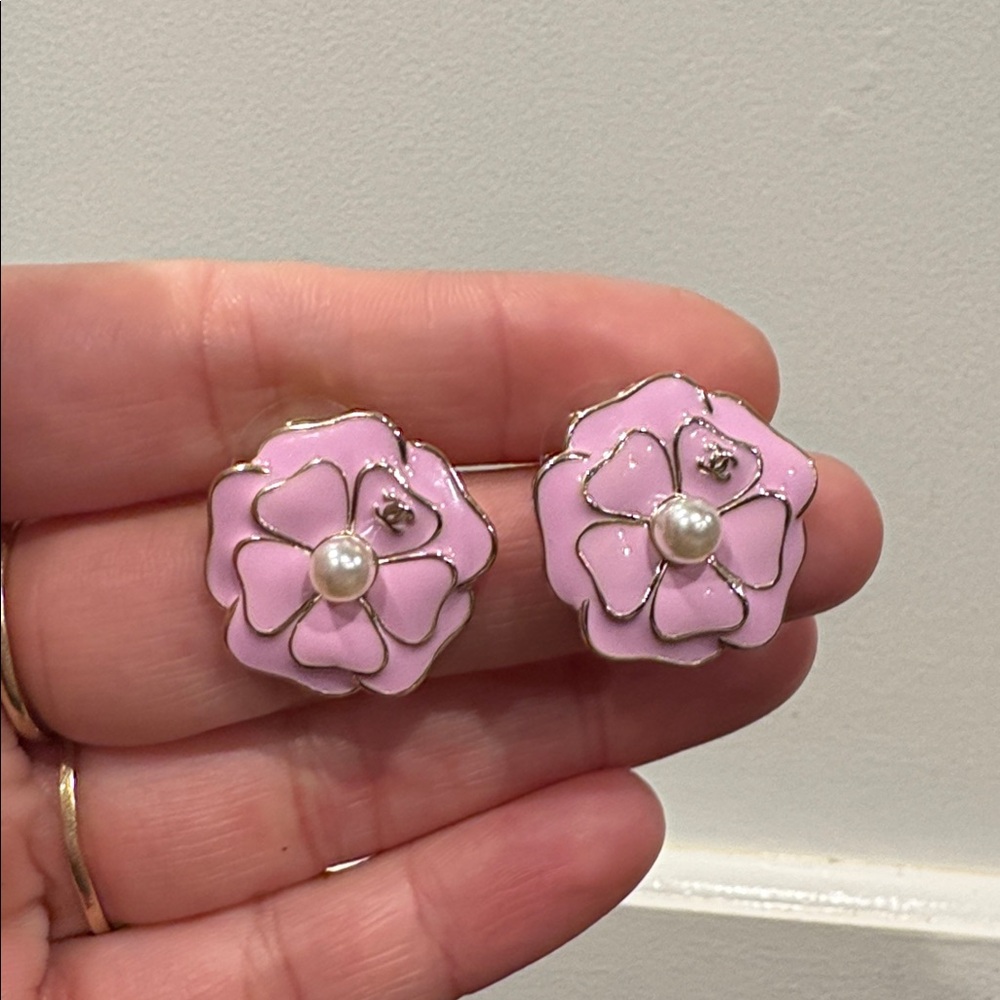 Chanel light Gold and pink Floral Earrings